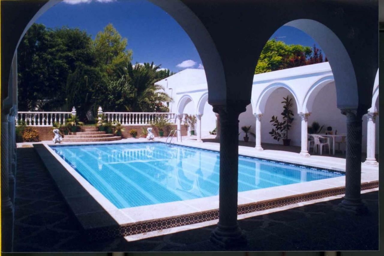 Villa del Manzano Villanueva del Ariscal Esterno foto
