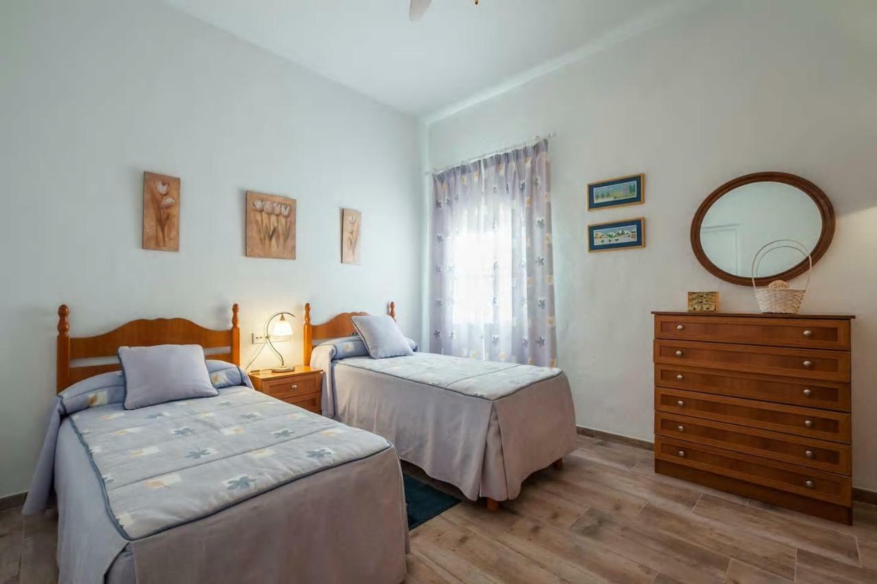 Villa del Manzano Villanueva del Ariscal Esterno foto